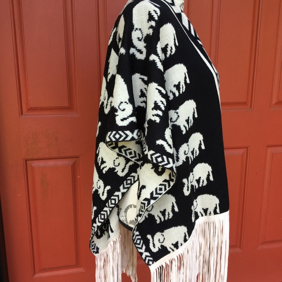 Wrap W/Long Fringe - Picture 4 of 6